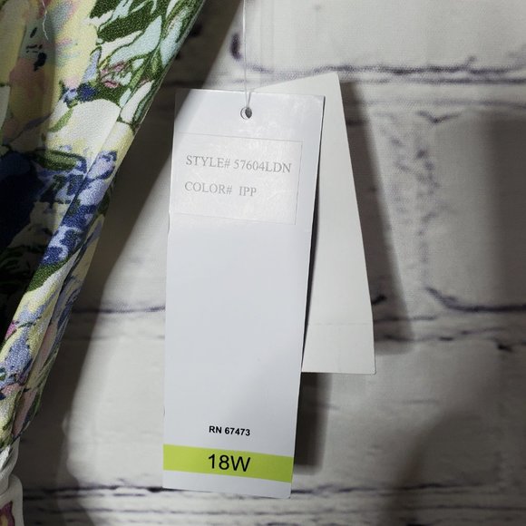 DN Designs Curvy Women's Halter Floral Tie Waist Dress - Picture 7 of 9